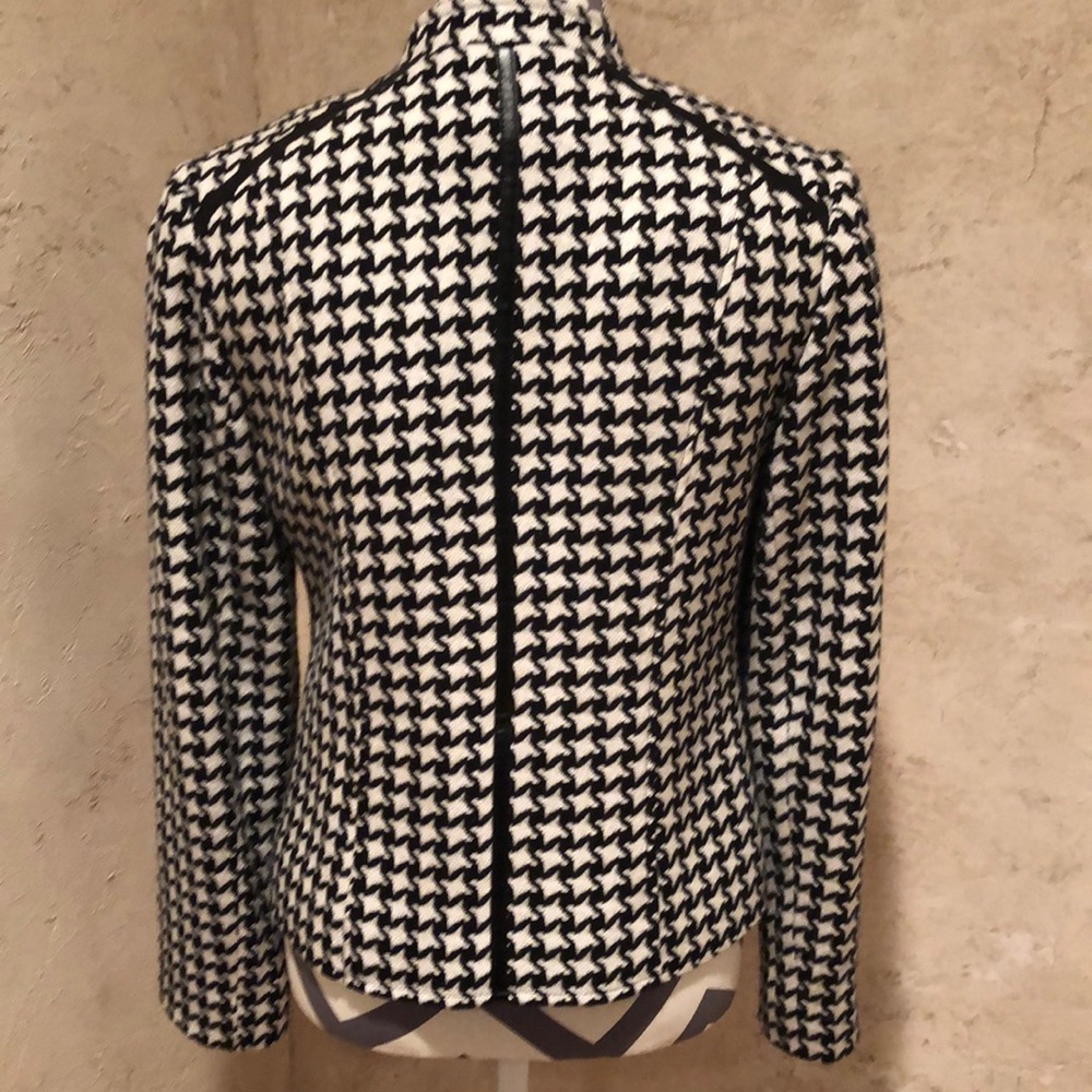 Jacket - Picture 4 of 5